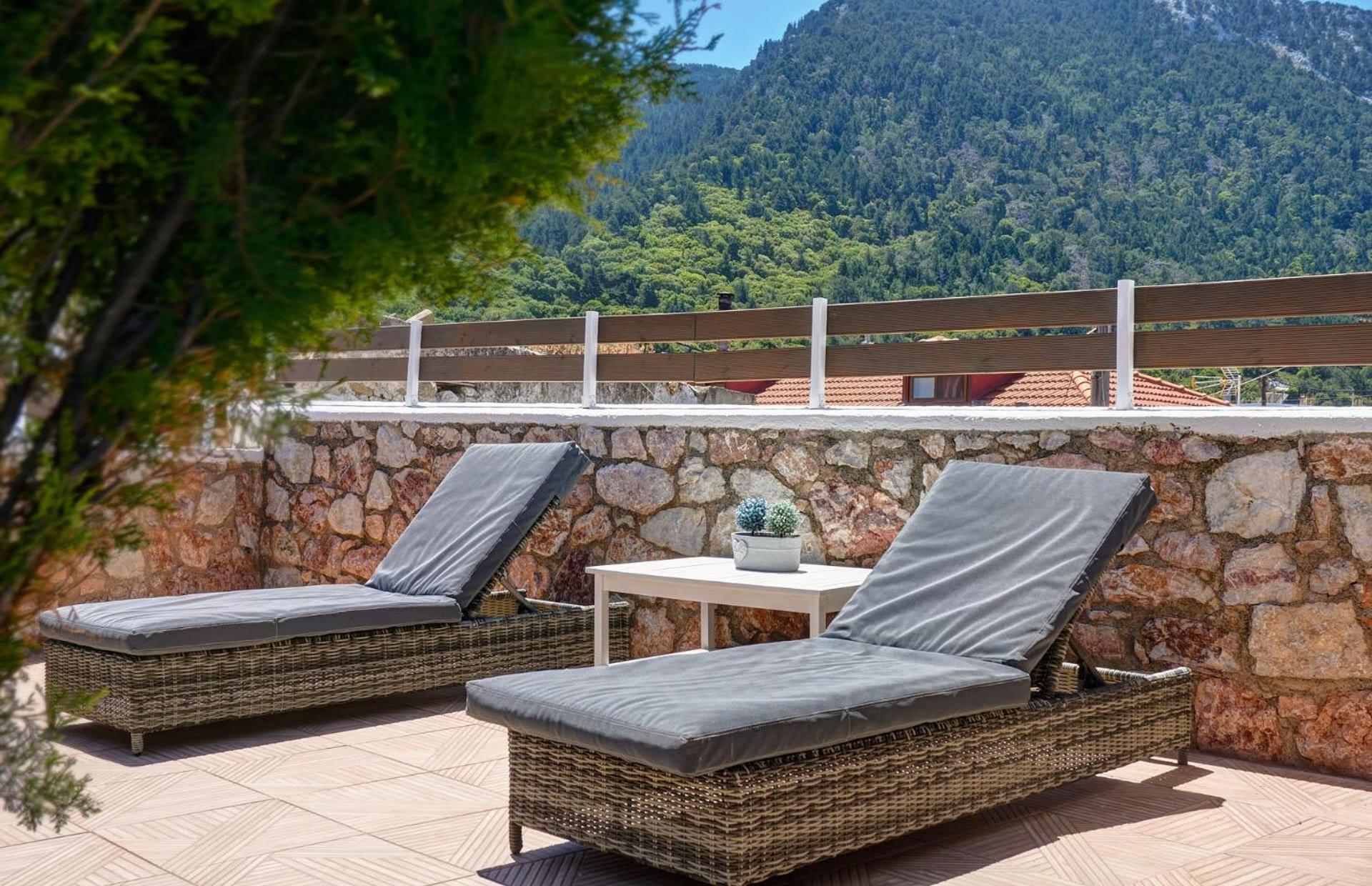 Fontana Luxury With Pool Near *