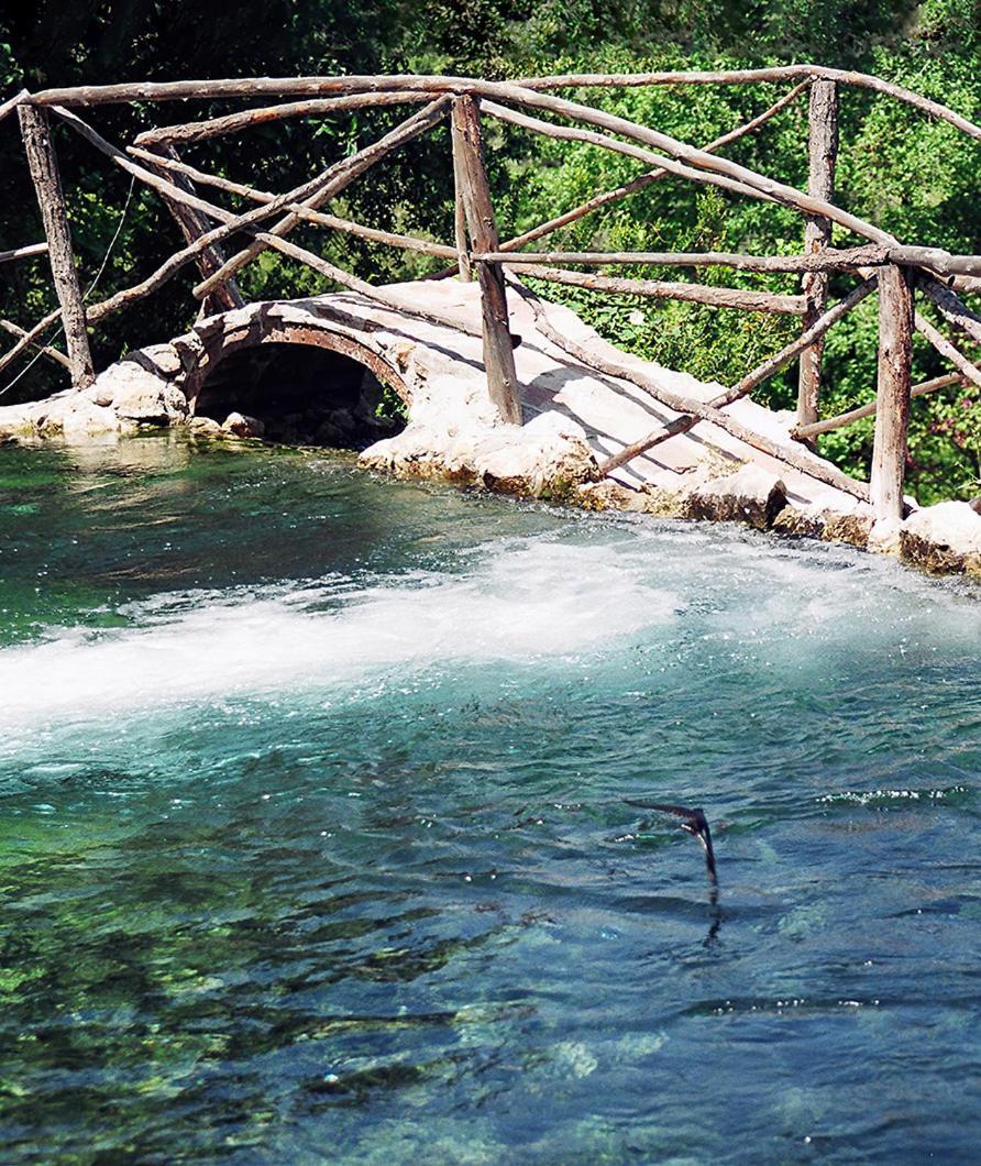 Fontana Luxury With Pool Near Sálakos